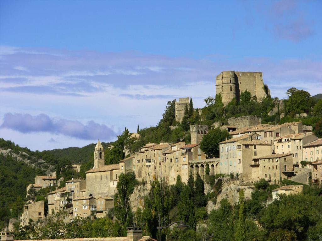 Bed and Breakfast La Maison De Marguerite Montbrun-les-Bains Exterior foto